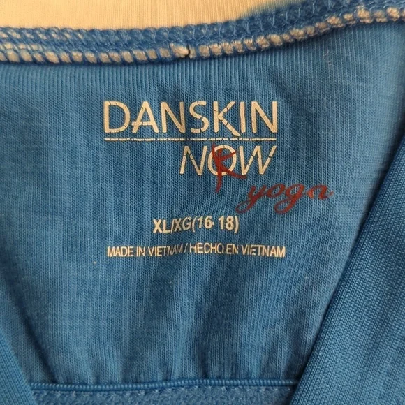 Fitness Top - Picture 3 of 8